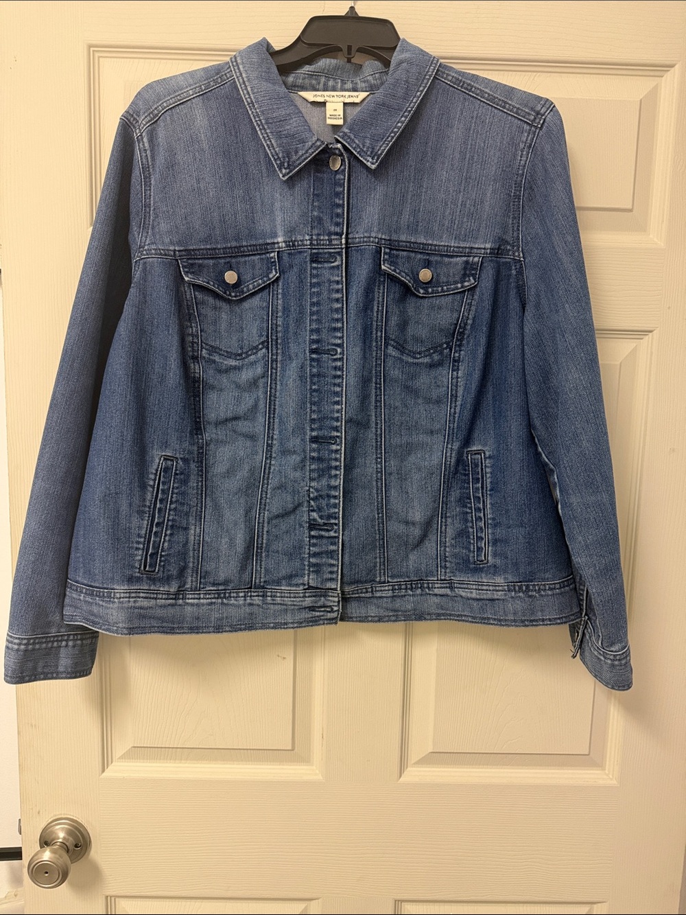 Jones New York Medium Blue Denim Jacket - Women's